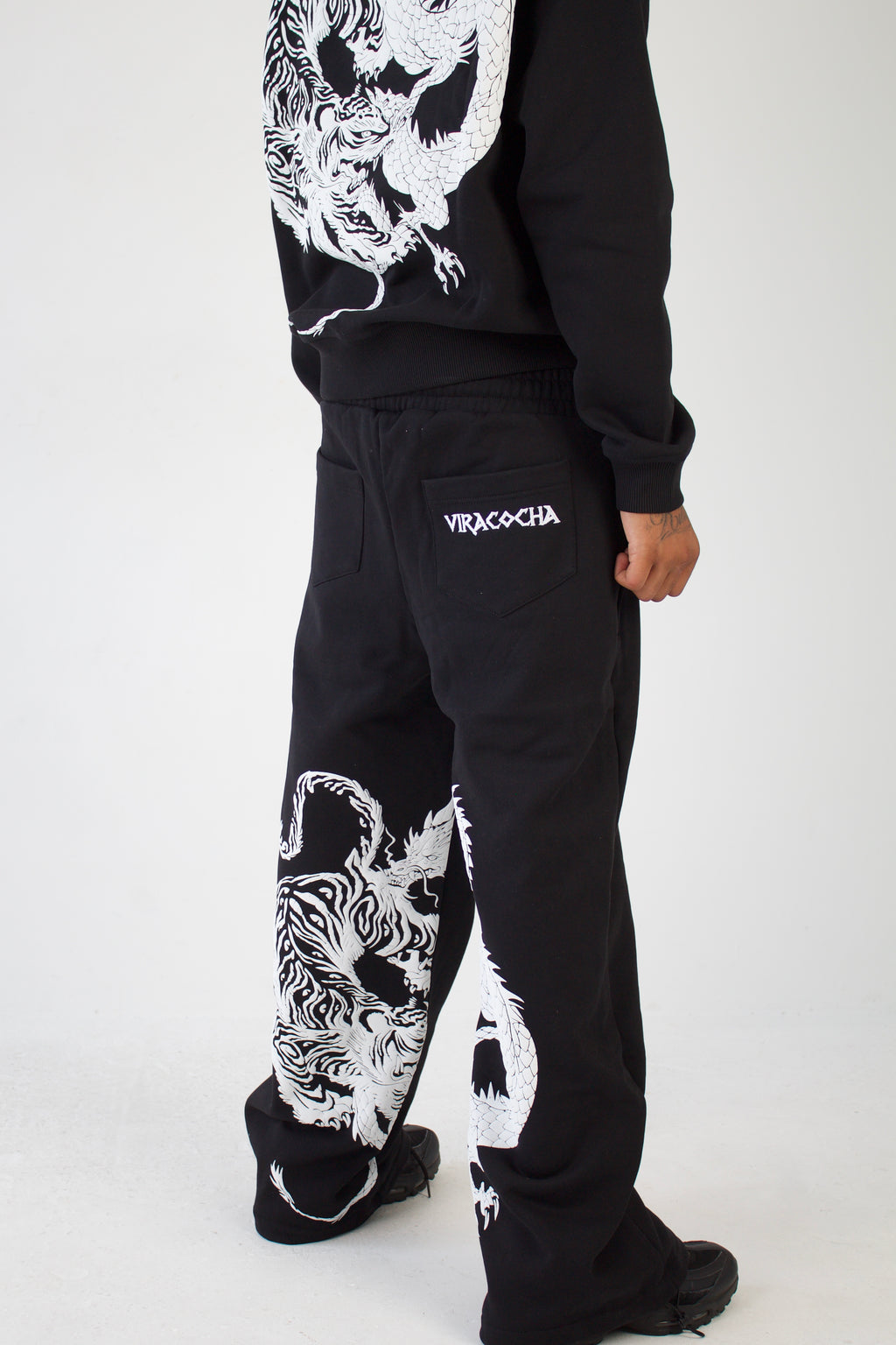 CONFRONTATION JOGGERS