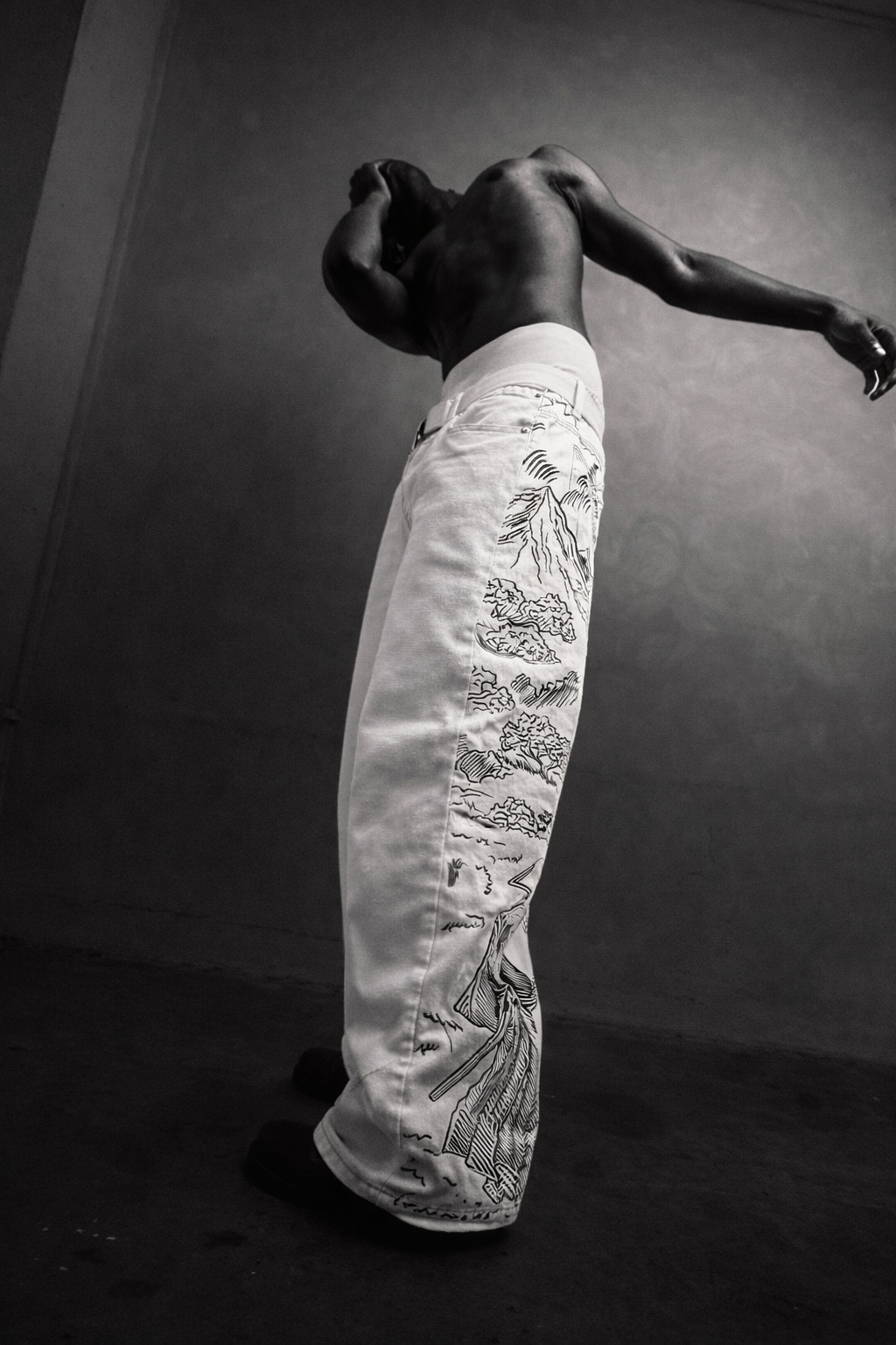 Wondering Rōnin Denim in Ivory