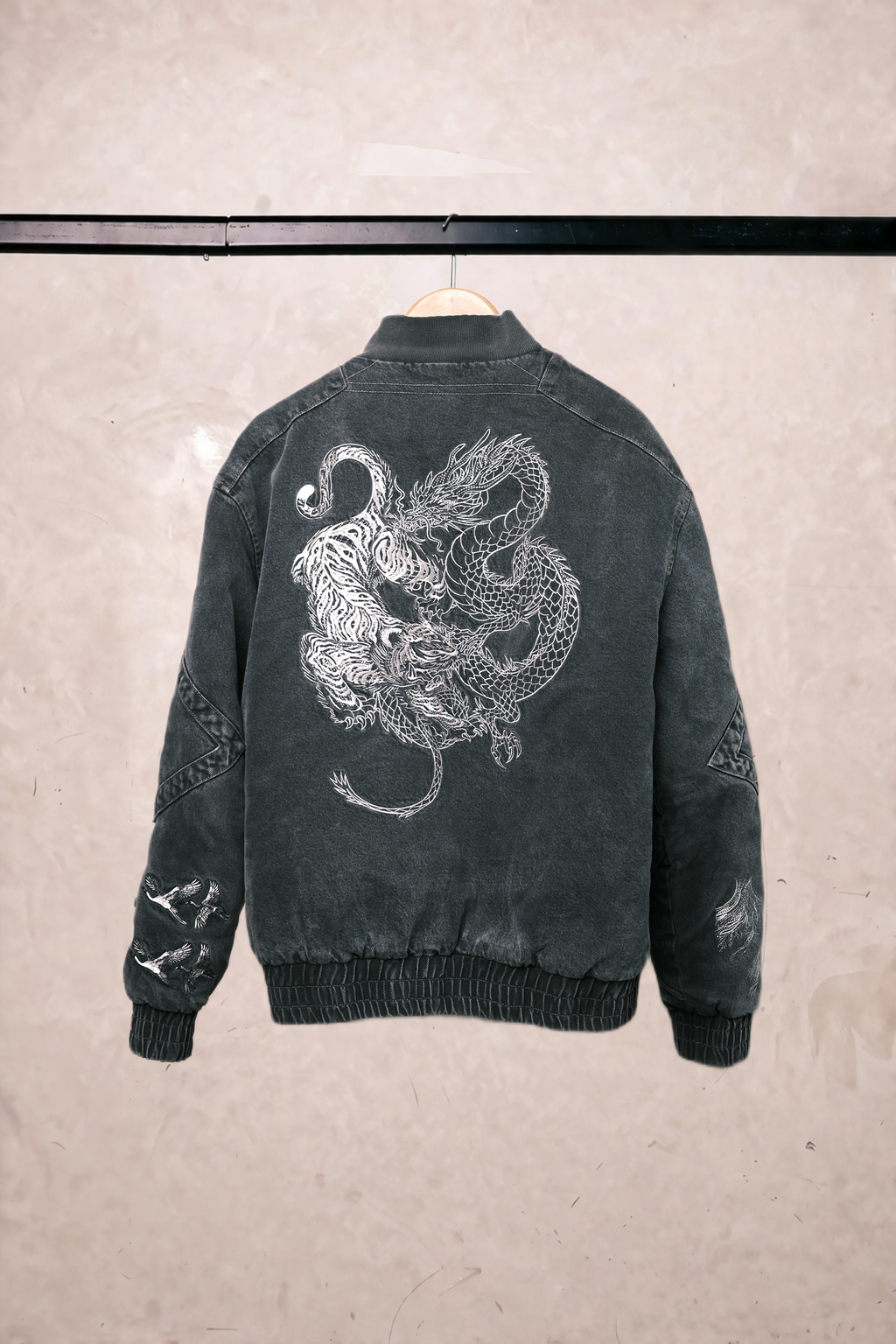Carbon confrontation bomber