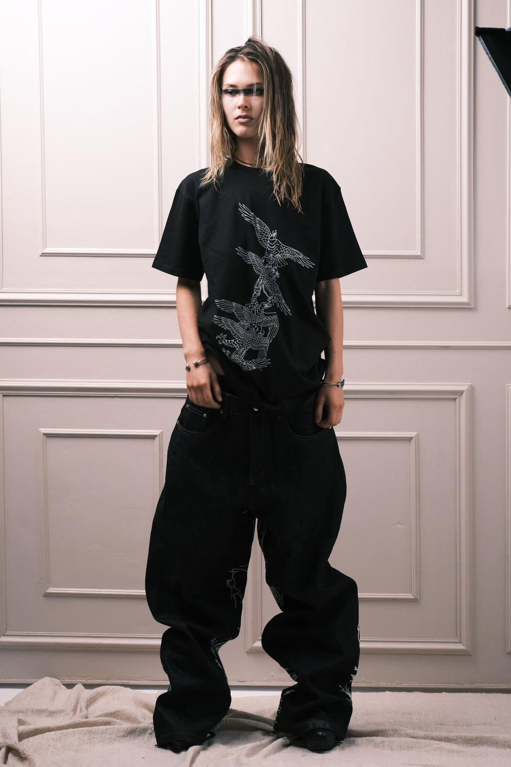 Flock of wings tee (black)