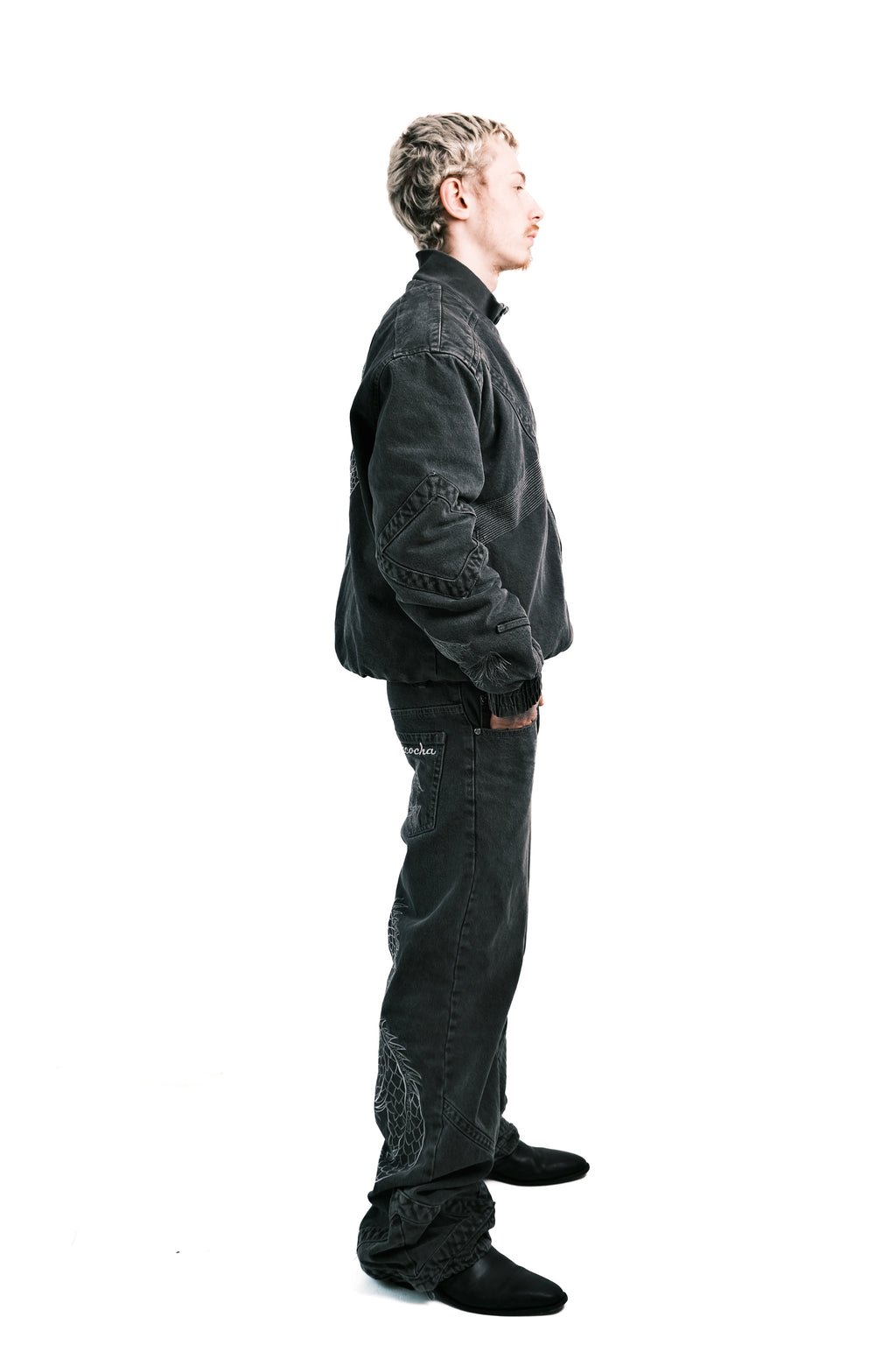 Carbon confrontation bomber